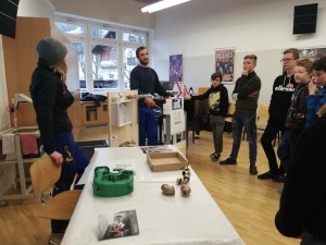 Firmentag an der Mittelschule Innerbraz mit der "Lehre im Walgau" und dem Dorfinstallateur-Team
